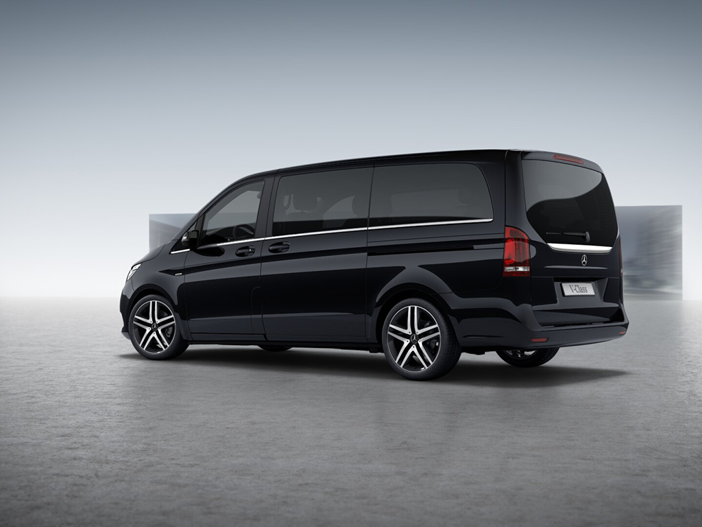 voiture avec chauffeur à Dubaï